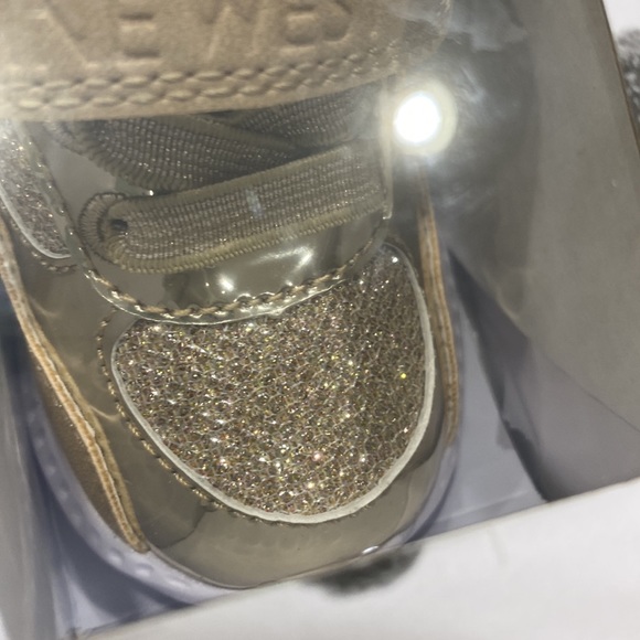 NWT.  Nine West, size 2, baby shoes. - Picture 10 of 10
